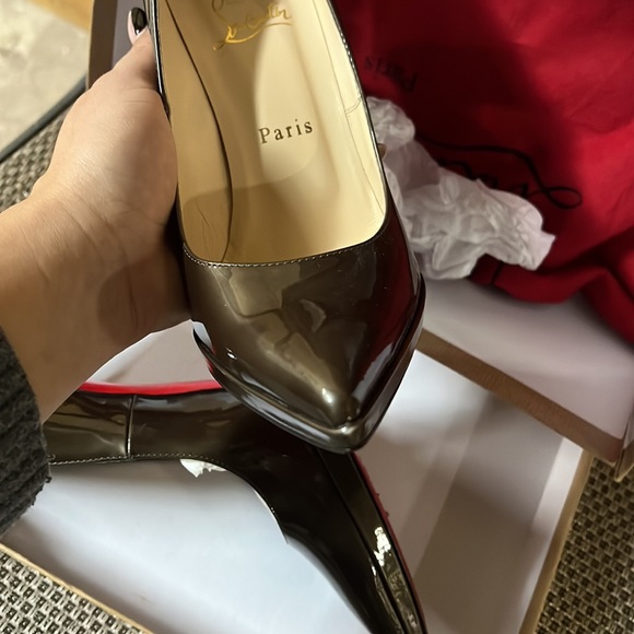 Christian Louboutin Pigalle 120 Plato Pewter/Patent SZ 38 - ONCE WORN (2 hours!) - Picture 12 of 17